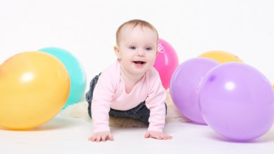 Календарь развития ребенка 8-ми месяцев жизни (что умеет ребенок в 8 месяцев?)