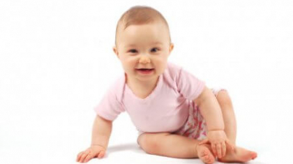Физическое развитие ребенка в 8 месяцев при помощи гимнастики